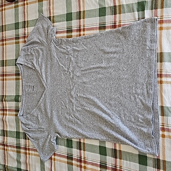 Women's Tank Top and Shirt - Picture 11 of 11